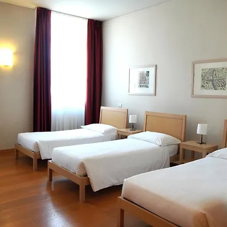 Campus San Francesco 호텔 *