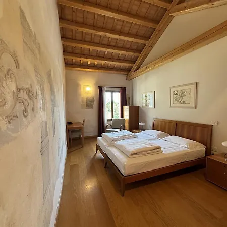 Campus San Francesco * 코넬리아노