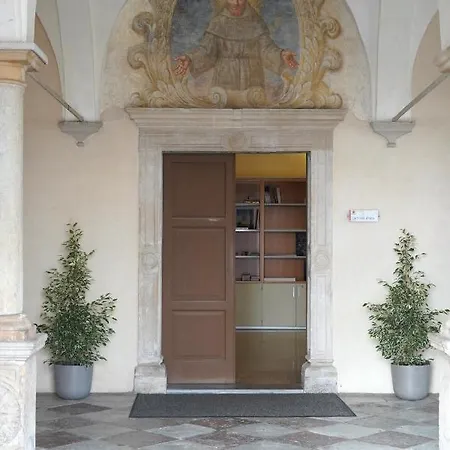 Campus San Francesco Hotel *