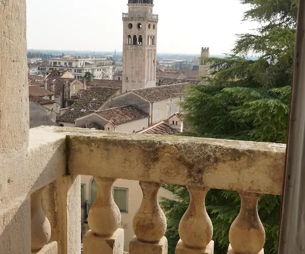 Campus San Francesco Ξενοδοχείο *